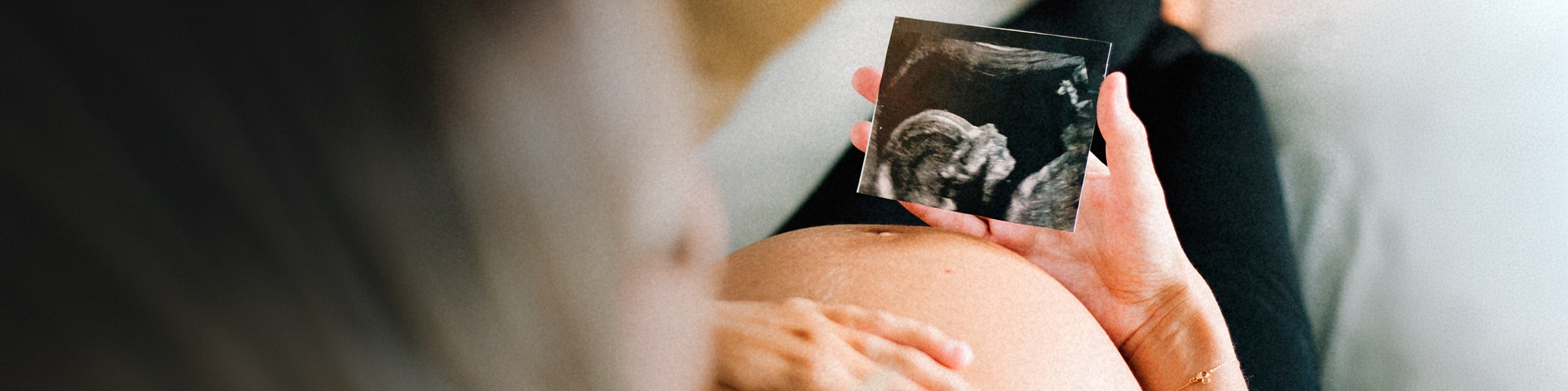 Nahrungsergänzung für Schwangerschaft & Stillzeit